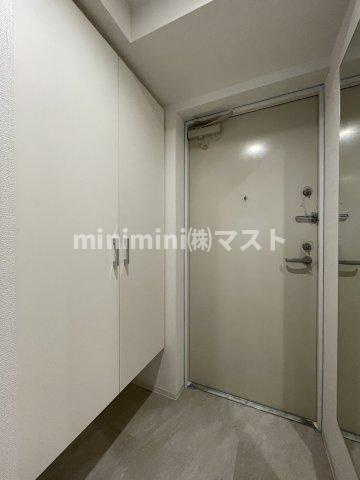 セレニテ難波ミラク壱番館の玄関