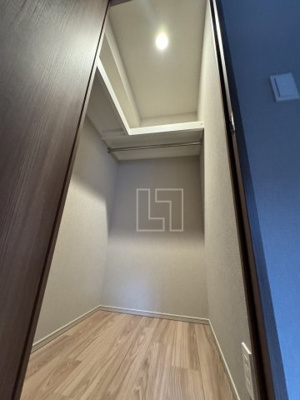 【収納】 | ブランズタワー谷町四丁目 | ブランズタワー谷町四丁目　ウォークインクローゼット