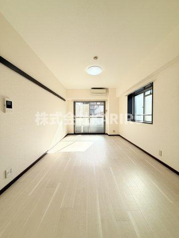 ベルエキップオグランの居間・リビング