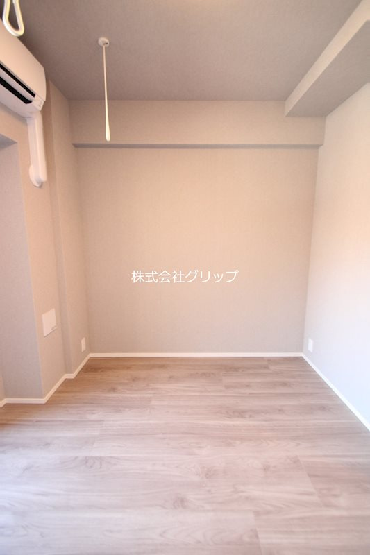 Le'a GRANDE横濱戸部の洋室