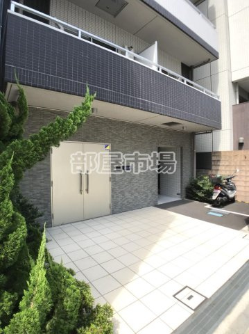 リヴシティ両国参番館 のエントランス