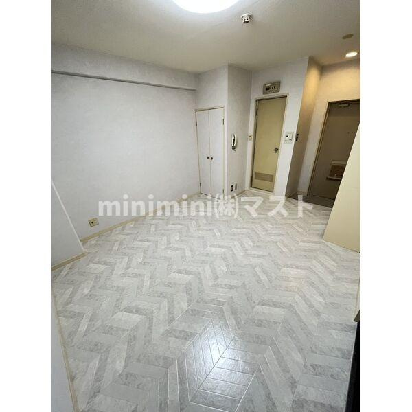 ハイエスト下寺の内装