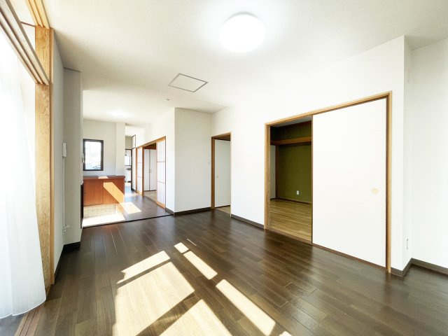 下助任HOUSEの居間・リビング