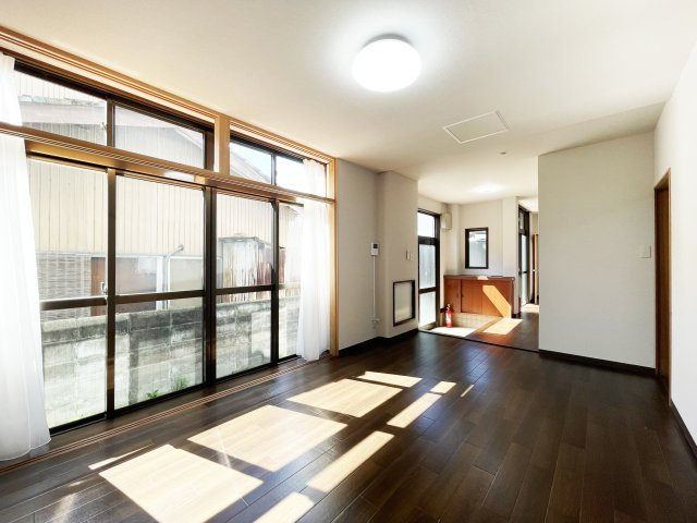 下助任HOUSEの居間・リビング