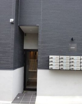 【エントランス】 | LUXST