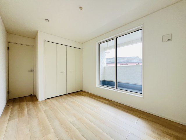 高浜市稗田町3-8-11『仲介手数料無料』新築戸建ての洋室