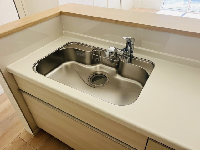 高浜市稗田町3-8-11『仲介手数料無料』新築戸建てのキッチン