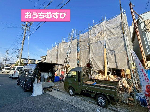 守山区川西2丁目 （全3棟）の前面道路含む現地写真