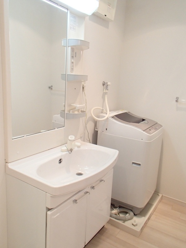 岡本グローリーハイツの洗面所