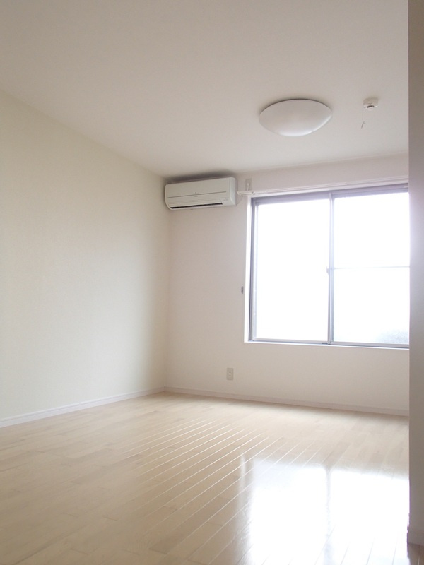 岡本グローリーハイツの収納