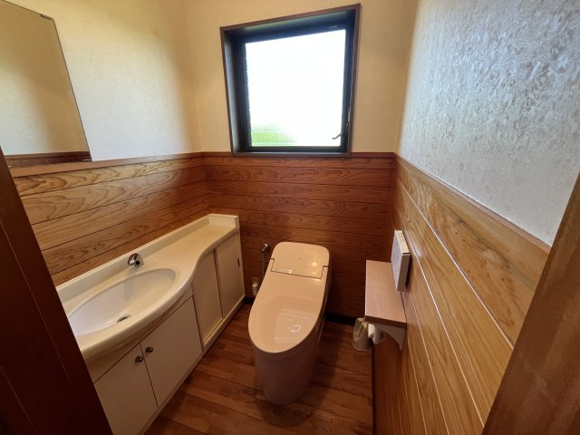 串間市大字南方　2階建て住宅のトイレ|1階のトイレです