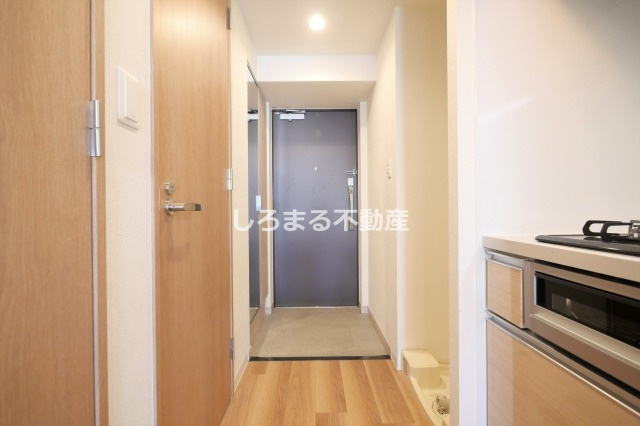 プレサンス朝潮橋ベイ・ブリーズの玄関