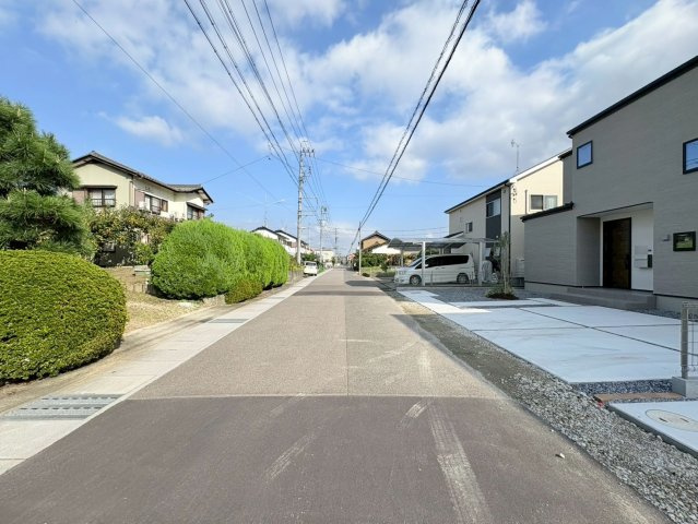 ダイマルタウン　岐阜市高田４丁目第２　全２区画分譲の前面道路含む現地写真|■前面道路　■ヤマダ不動産　株式会社リライフ　
■夢のマイホーム購入をフルサポートします！