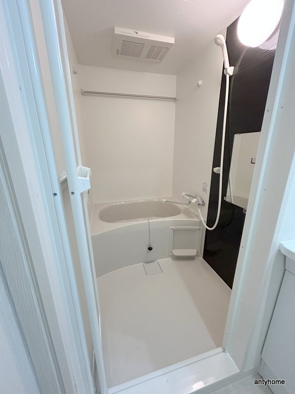 アーバンパーク新大阪　仲介手数料無料の浴室