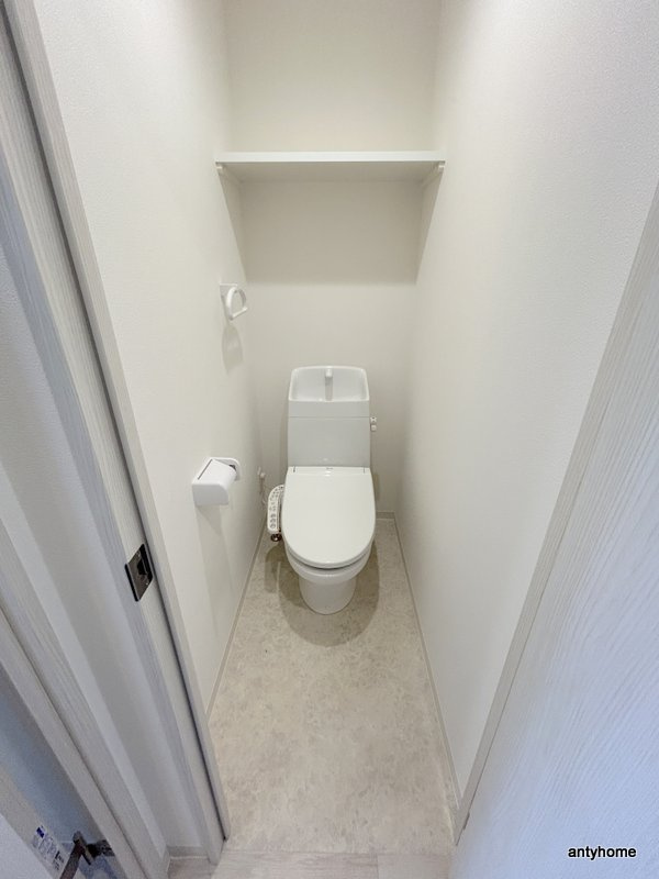 アーバンパーク新大阪　仲介手数料無料のトイレ