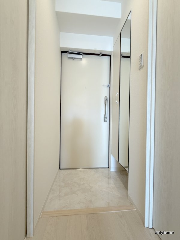 アーバンパーク新大阪　仲介手数料無料の玄関