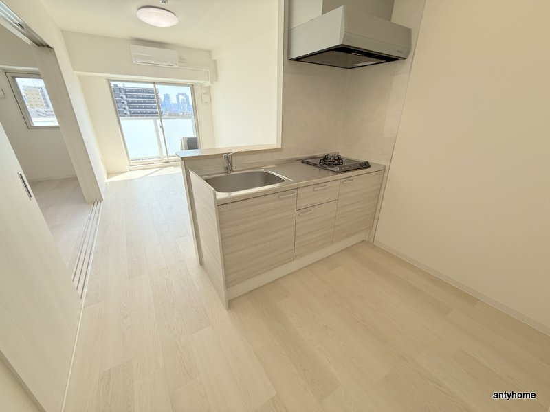 アーバンパーク新大阪　仲介手数料無料の居間・リビング