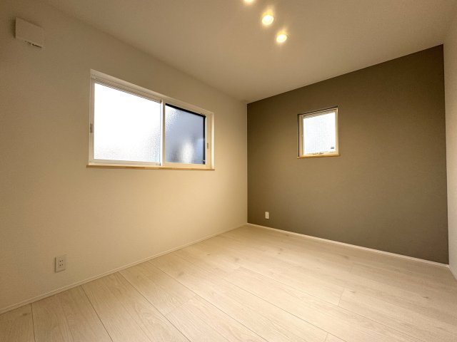 中央区下所島1丁目　新築戸建　1号棟の洋室