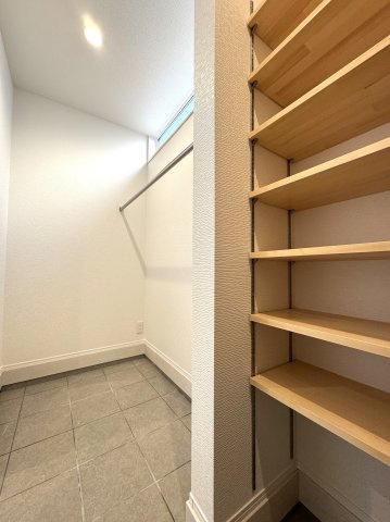 中央区下所島1丁目　新築戸建　1号棟の収納