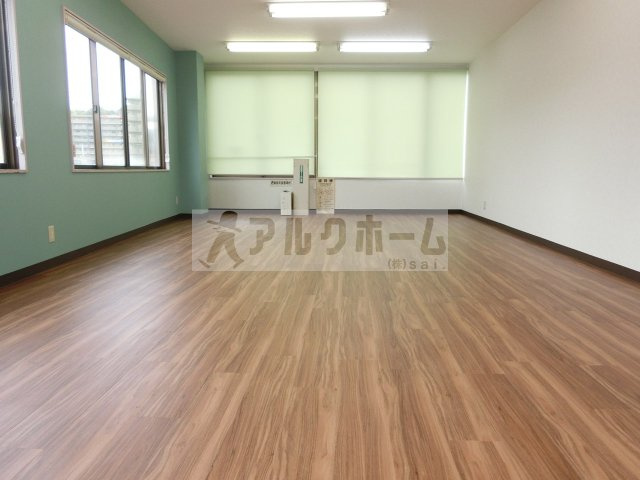 西村ビルの内装|柏原市国分本町1丁目