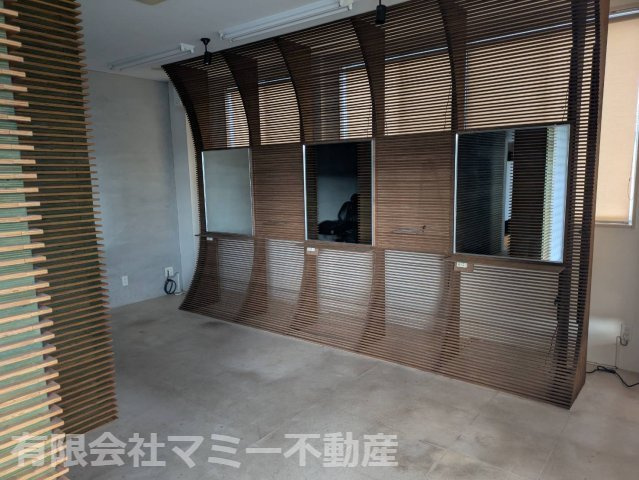 【内装】 | 西日野町事務所K