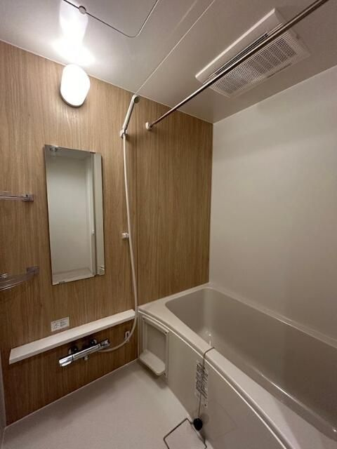 Ｌｉｂｅｒｔｅ町屋の浴室