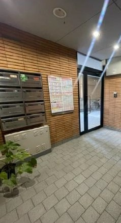 リベルテ下谷のエントランス