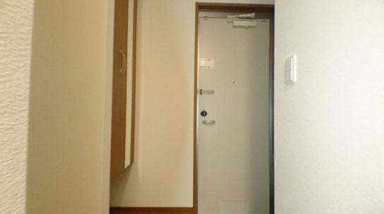 スプルース　ヴィラの玄関