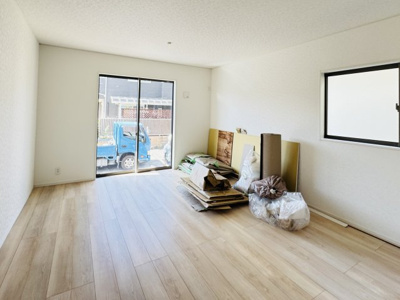 【居間・リビング】 | 柏市花野井新築戸建（花野井第10） | 16帖リビングダイニングキッチン