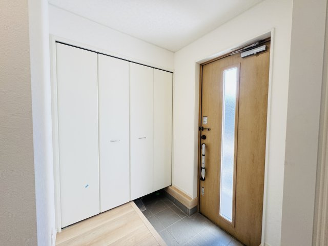 【玄関】 | 柏市花野井新築戸建（花野井第10） | 玄関ホール・シューズクローゼット