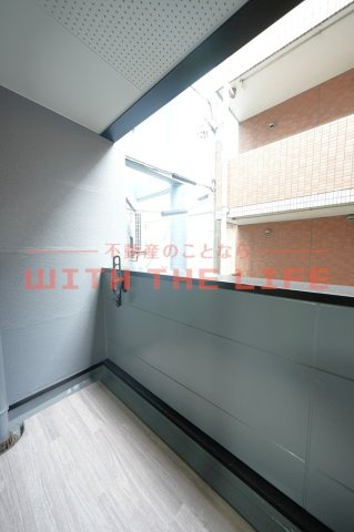 メゾンド・アブリール【10,000円キャッシュバック対象物件】のバルコニー