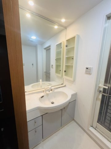 リベール須磨妙法寺の洗面所