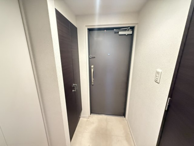 【玄関】 | クレアート大阪EAST G4