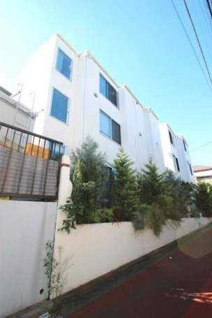 ＬａＬａ　ＴＨＩＲＡの外観