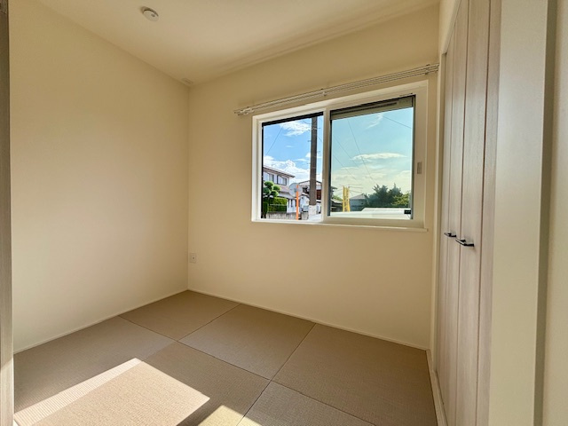 久留米市荒木町荒木16号地の洋室