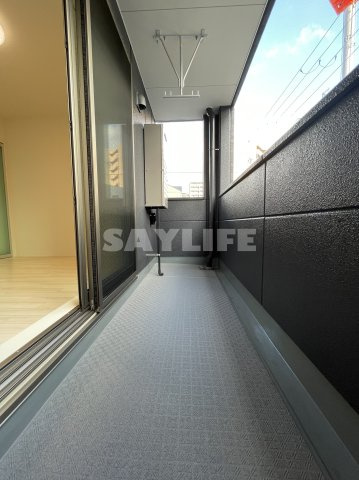 Avvenire深江橋のバルコニー