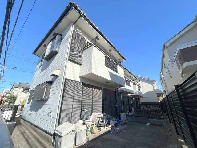 クレストハイムの外観
