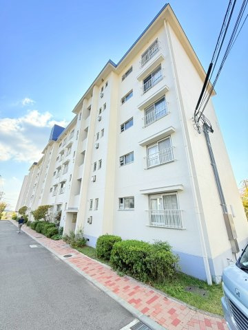 高倉台4団地15号棟