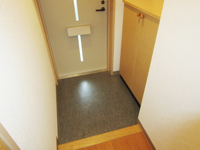 ブルールイイヅカの玄関|別号室の参考写真です。