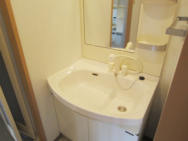 ブルールイイヅカの独立洗面台|別室参考写真です。