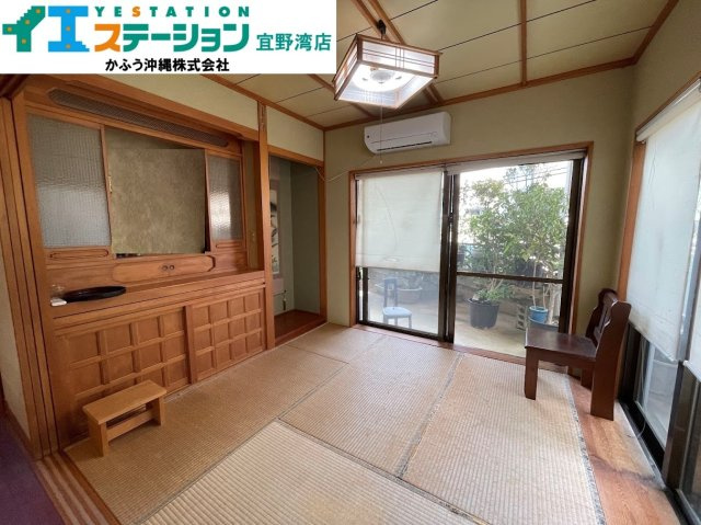 宇地泊2丁目　戸建ての和室|※画像はAI処理により家具を消去しています。