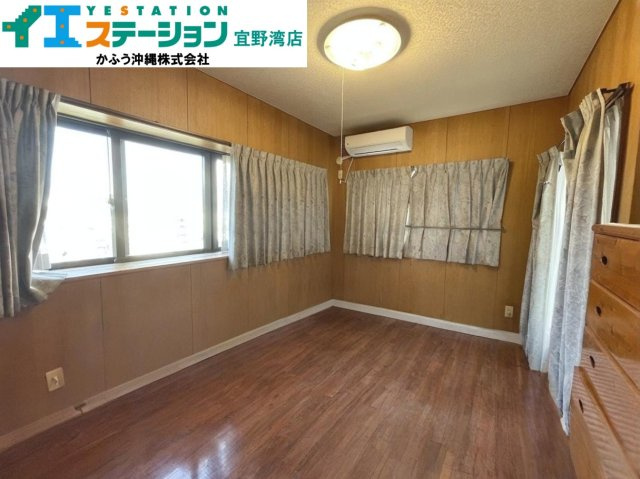 宇地泊2丁目　戸建ての洋室|※画像はAI処理により家具を消去しています。