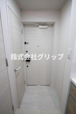 Le'a横濱和田町壱番館の玄関