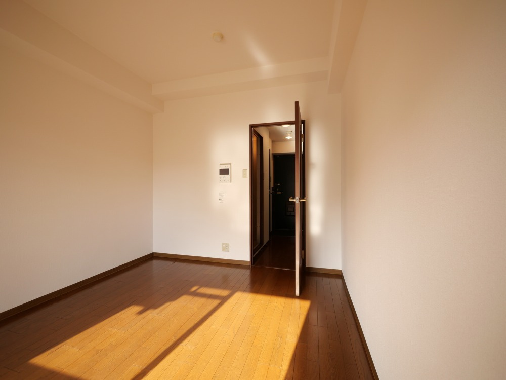 プレサンス難波WESTの居間・リビング