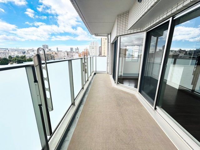 プラウド一社のバルコニー