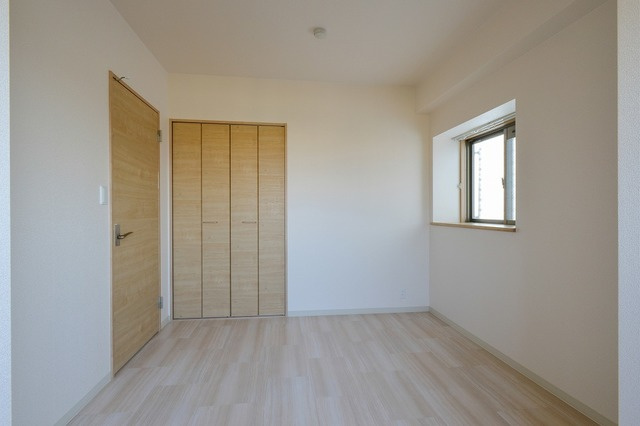 ボヌールレジデンスの洋室|現状優先です。