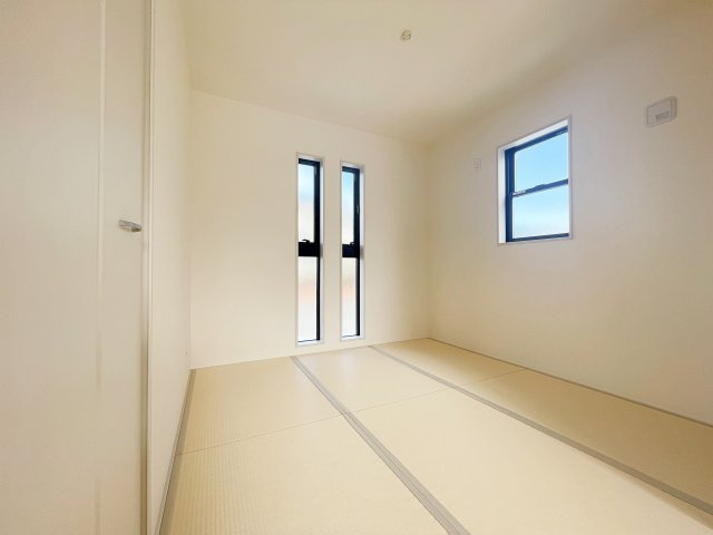 新築戸建・新築建売　福島市方木田字上原【長期優良住宅】吉井田小・福島一中の和室|畳は足触りがいいので裸足で歩いても気持ちがいいです！