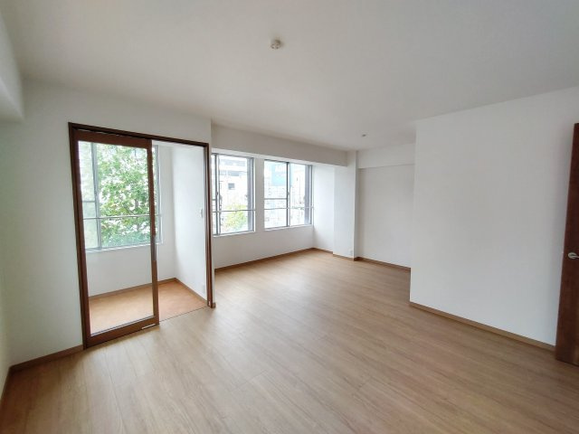 神ノ木植田マンションの居間・リビング