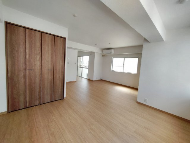 神ノ木植田マンションの居間・リビング