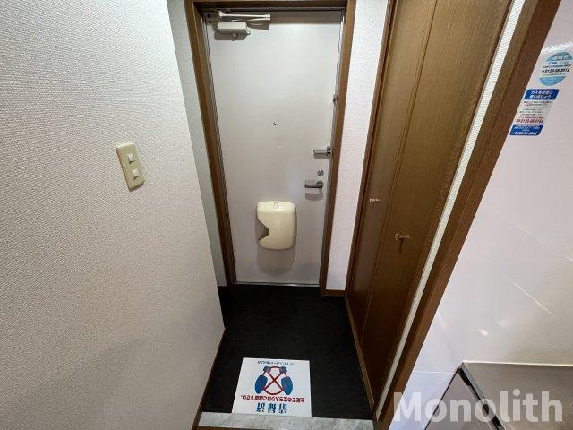 アンシャンテ元町の玄関